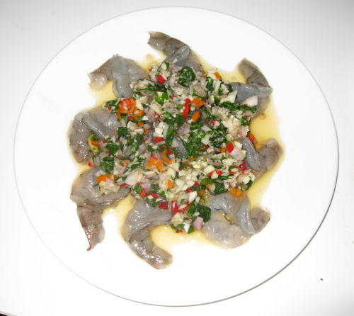 Raw prawn salad